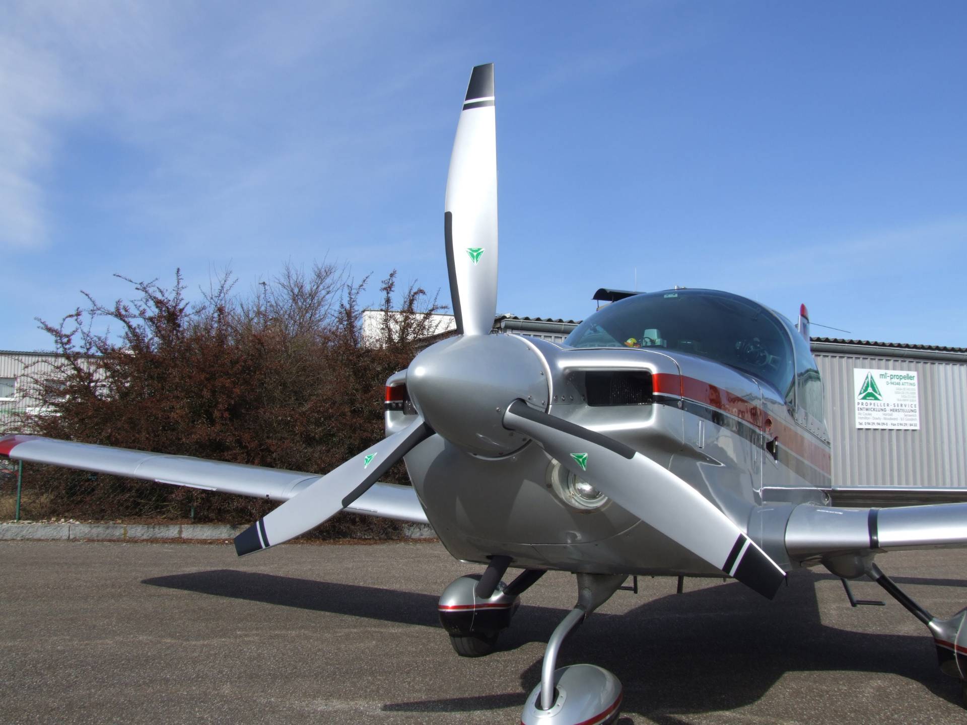 STC/stc_pic/grumman_tiger.jpg